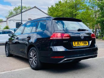 Volkswagen Golf 1.6 TDI SE Nav DSG Euro 6 (s/s) 5dr