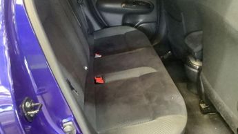 Nissan Juke 1.6 Acenta Premium XTRON Euro 5 5dr