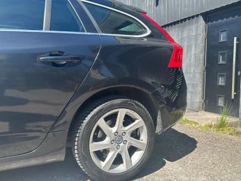 Volvo V60 1.6 D2 SE Lux Powershift Euro 5 (s/s) 5dr