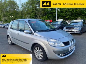 Renault Scenic 1.6 VVT Dynamique 5dr