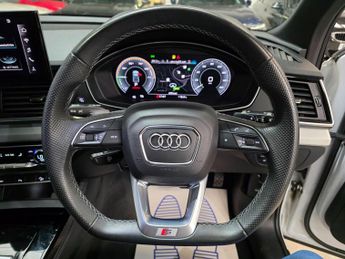 Audi Q5 2.0 TFSIe 55 Competition S Tronic quattro Euro 6 (s/s) 5dr 17.9k
