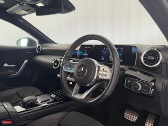 Mercedes-Benz A Class 1.3 A180 AMG Line (Executive) 7G-DCT Euro 6 (s/s) 5dr
