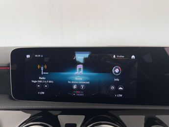 Mercedes-Benz A Class 1.3 A180 AMG Line (Executive) 7G-DCT Euro 6 (s/s) 5dr