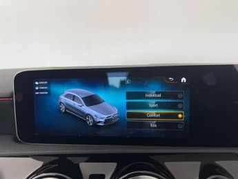 Mercedes-Benz A Class 1.3 A180 AMG Line (Executive) 7G-DCT Euro 6 (s/s) 5dr