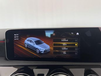 Mercedes-Benz A Class 1.3 A180 AMG Line (Executive) 7G-DCT Euro 6 (s/s) 5dr