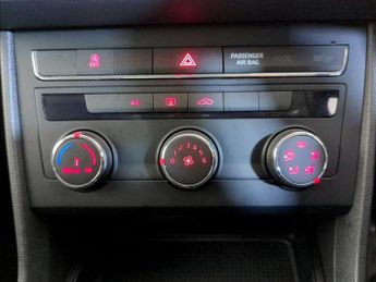 SEAT Leon 1.2 TSI SE Dynamic Technology Euro 6 (s/s) 5dr