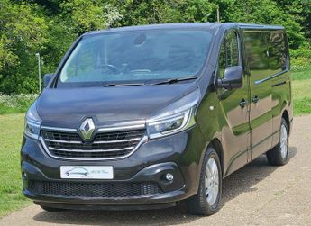 Renault Trafic 2.0 dCi ENERGY 30 Sport LWB Standard Roof Euro 6 (s/s) 5dr