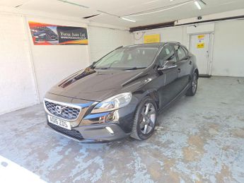 Volvo V40 Cross Country 2.0 D2 Lux Auto Euro 6 (s/s) 5dr