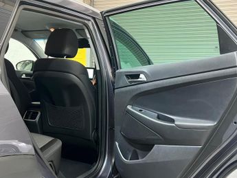 Hyundai TUCSON 1.6 T-GDi SE Nav DCT Euro 6 (s/s) 5dr