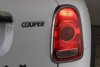 MINI Countryman 1.5 Cooper Exclusive Auto ALL4 Euro 6 (s/s) 5dr