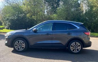 Ford Kuga 2.5 EcoBoost Duratec 14.4kWh Titanium First Edition CVT Euro 6 (