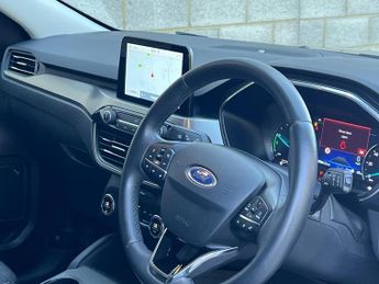 Ford Kuga 2.5 EcoBoost Duratec 14.4kWh Titanium First Edition CVT Euro 6 (