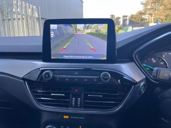 Ford Kuga 2.5 EcoBoost Duratec 14.4kWh Titanium First Edition CVT Euro 6 (