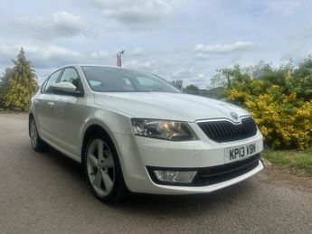 Skoda Octavia 1.6 TDI SE Euro 5 (s/s) 5dr