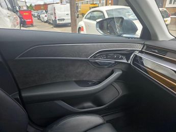 Audi A8 3.0 TFSI V6 55 Tiptronic quattro Euro 6 (s/s) 4dr