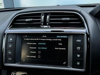 Jaguar F-PACE 2.0 D180 R-Sport Auto AWD Euro 6 (s/s) 5dr