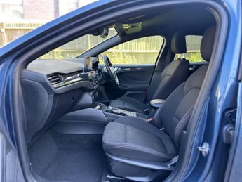 Ford Focus 1.0T EcoBoost MHEV ST-Line DCT Euro 6 (s/s) 5dr