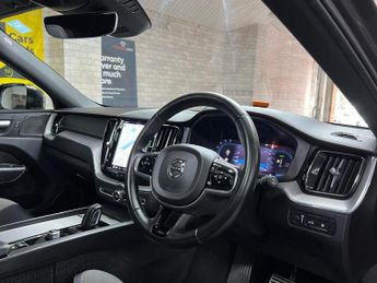 Volvo XC60 2.0h T8 Recharge 18.8kWh R-Design Pro Auto AWD Euro 6 (s/s) 5dr