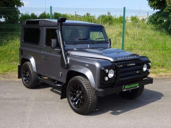 Land Rover Defender 2.2 TD XS STATION WAGON 3d 122 BHP