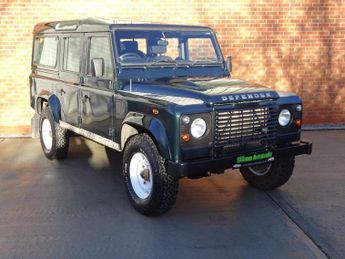 Land Rover Defender 2.2 TD STATION WAGON 5d 122 BHP