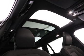 Volvo V60 2.0h T6 Recharge 11.6kWh R-Design Auto AWD Euro 6 (s/s) 5dr