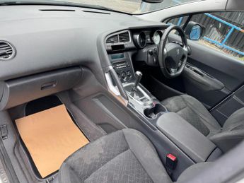 Peugeot 3008 1.6 e-HDi Active EGC Euro 5 (s/s) 5dr
