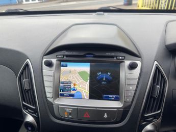 Hyundai ix35 2.0 CRDi Premium Auto 4WD Euro 5 5dr
