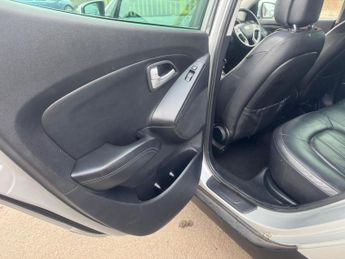 Hyundai ix35 2.0 CRDi Premium Auto 4WD Euro 5 5dr