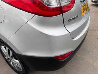 Hyundai ix35 2.0 CRDi Premium Auto 4WD Euro 5 5dr