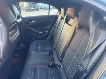 Mercedes-Benz A Class 1.8 A200 CDI Sport 7G-DCT Euro 5 (s/s) 5dr