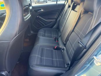 Mercedes-Benz A Class 1.8 A200 CDI Sport 7G-DCT Euro 5 (s/s) 5dr