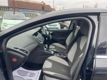 Ford Focus 1.6 Zetec Powershift Euro 5 5dr