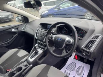 Ford Focus 1.6 Zetec Powershift Euro 5 5dr