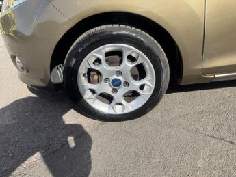 Ford Fiesta 1.4 Zetec 5dr