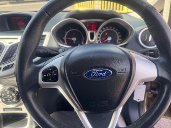 Ford Fiesta 1.4 Zetec 5dr