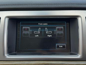 Jaguar XF 2.2d Premium Luxury Auto Euro 5 (s/s) 4dr