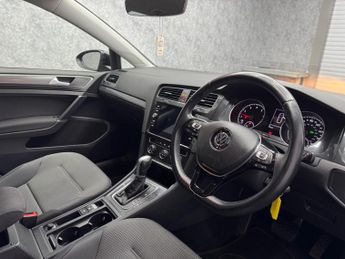Volkswagen Golf 1.0 TSI SE Nav DSG Euro 6 (s/s) 5dr