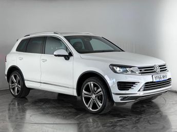 Volkswagen Touareg 3.0 TDI V6 BlueMotion Tech R-Line Plus Tiptronic 4WD Euro 6 (s/s