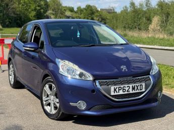 Peugeot 208 1.6 e-HDi Allure Euro 5 (s/s) 5dr