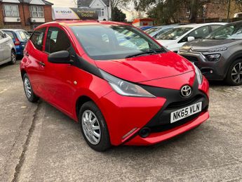 Toyota AYGO 1.0 VVT-i x Euro 5 5dr Euro 5