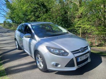 Ford Focus 1.0T EcoBoost Zetec Euro 5 (s/s) 5dr