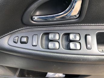 Volvo V40 1.8 SE 5dr