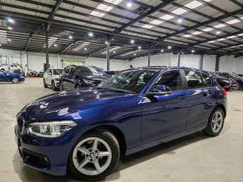BMW 118 1.5 118i SE Business Auto Euro 6 (s/s) 5dr
