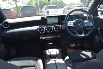 Mercedes-Benz A Class 1.3 A250e 15.6kWh AMG Line 8G-DCT Euro 6 (s/s) 5dr