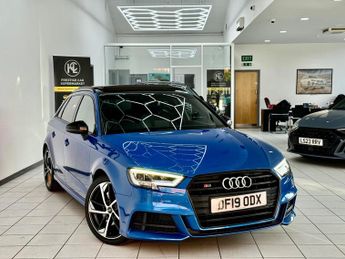Audi S3 2.0 TFSI Black Edition Sportback S Tronic quattro Euro 6 (s/s) 5