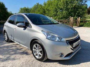 Peugeot 208 1.2 VTi Active Euro 5 5dr
