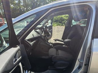Vauxhall Zafira Tourer 2.0 CDTi SRi Auto Euro 5 5dr