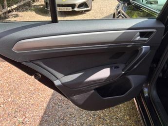 Volkswagen Golf SV 1.4 TSI BlueMotion Tech SE DSG Euro 6 (s/s) 5dr