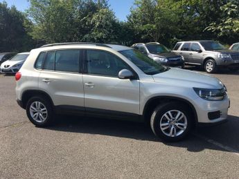 Volkswagen Tiguan 2.0 TDI BlueMotion Tech S DSG 4WD Euro 5 (s/s) 5dr