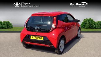 Toyota AYGO 1.0 VVT-i x-play Euro 6 (s/s) 5dr
